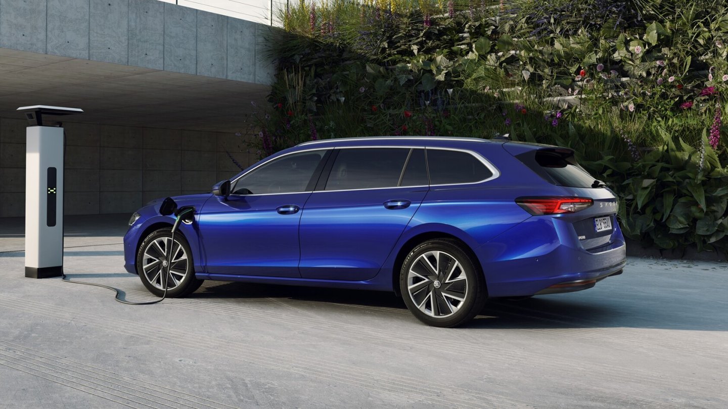 Škoda Superb 2024