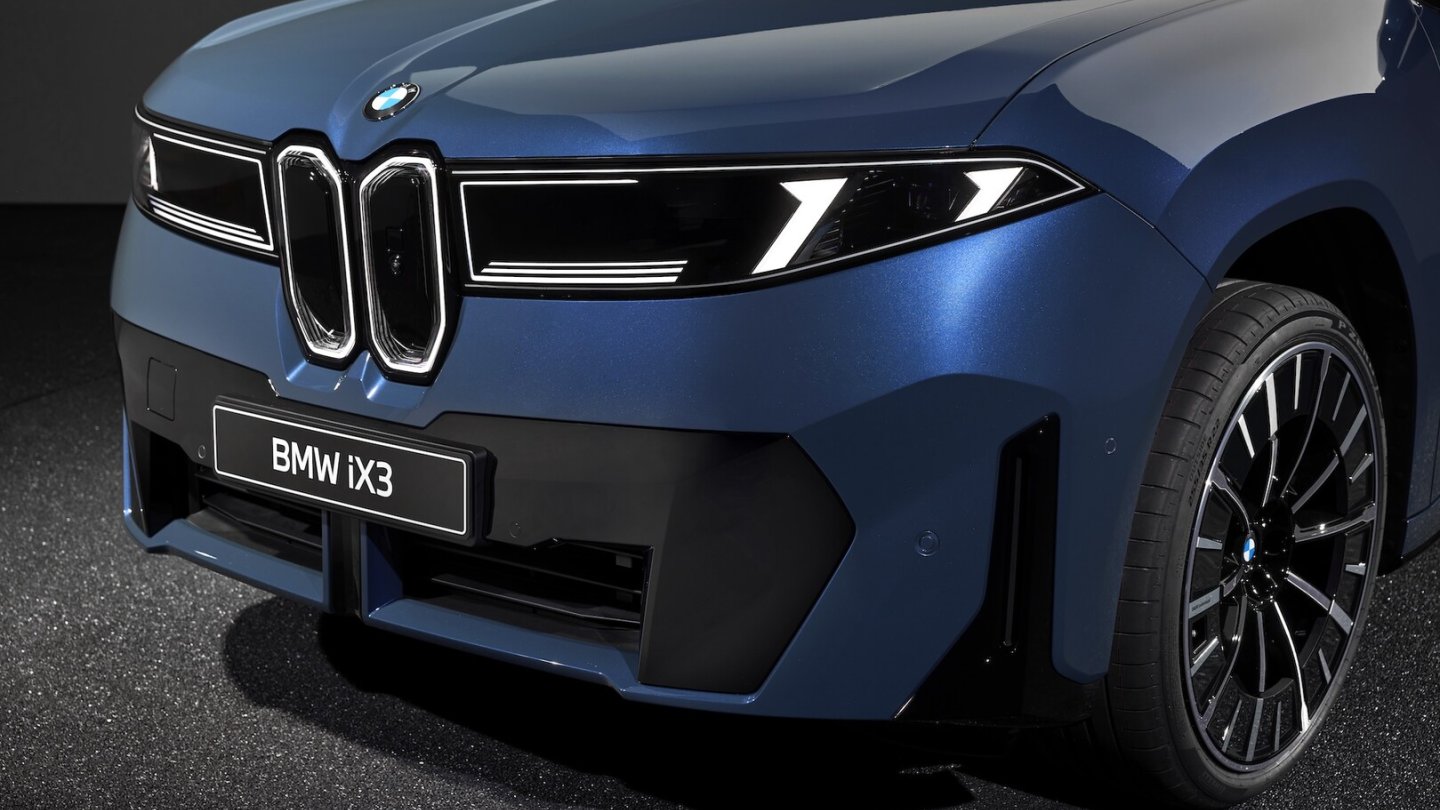 Der neue BMW iX3 wird günstiger als der Vorgänger. Der neue BMW iX3 wird günstiger als der Vorgänger.