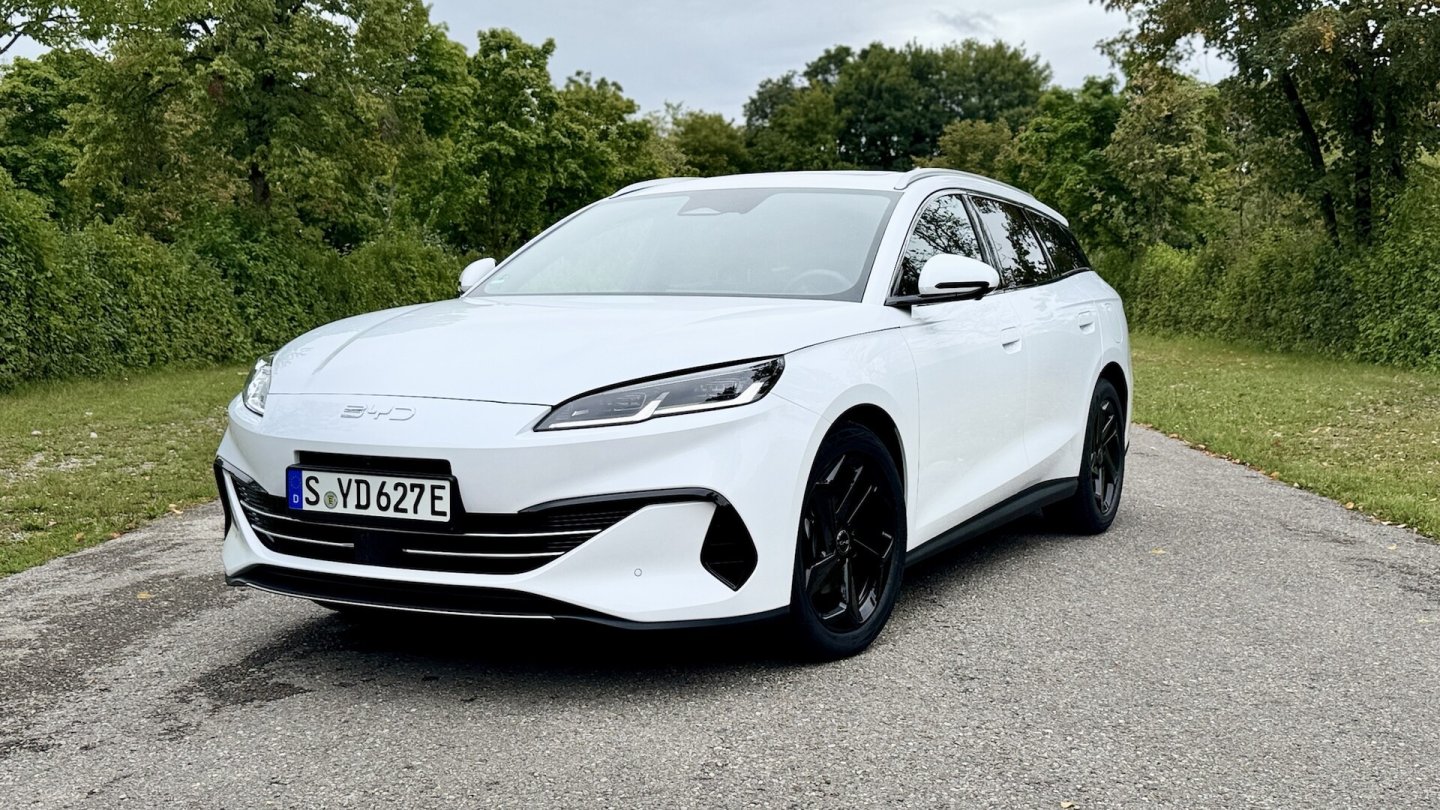 Der Basispreis für den neuen Seal 6 Touring sinkt vorübergehend von 42.990 auf 30.990 Euro.