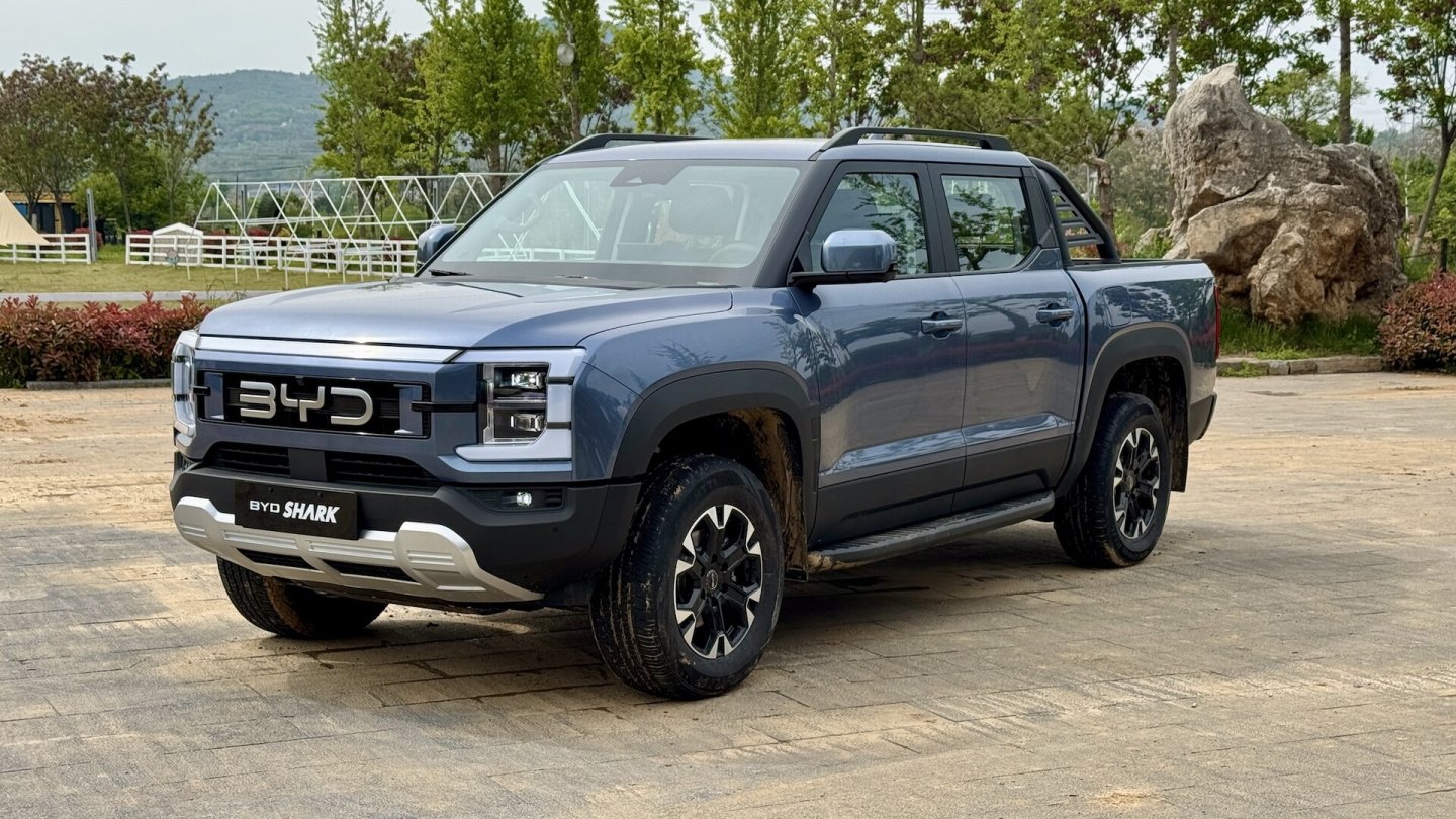 BYD Shark