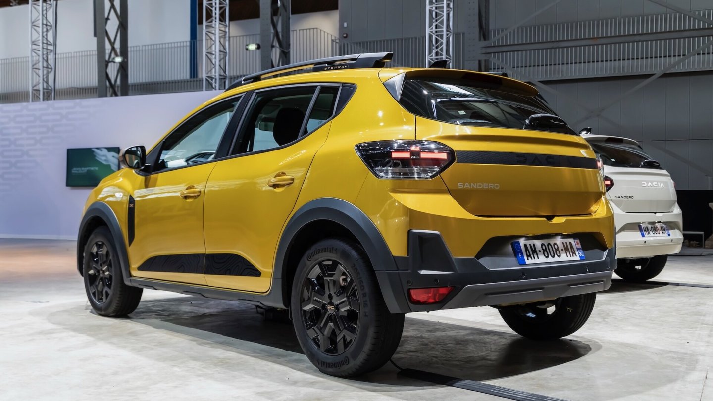 2026 kommt der Dacia Sandero Stepway als Hybrid 155 ins Programm. 2026 kommt der Dacia Sandero Stepway als Hybrid 155 ins Programm.