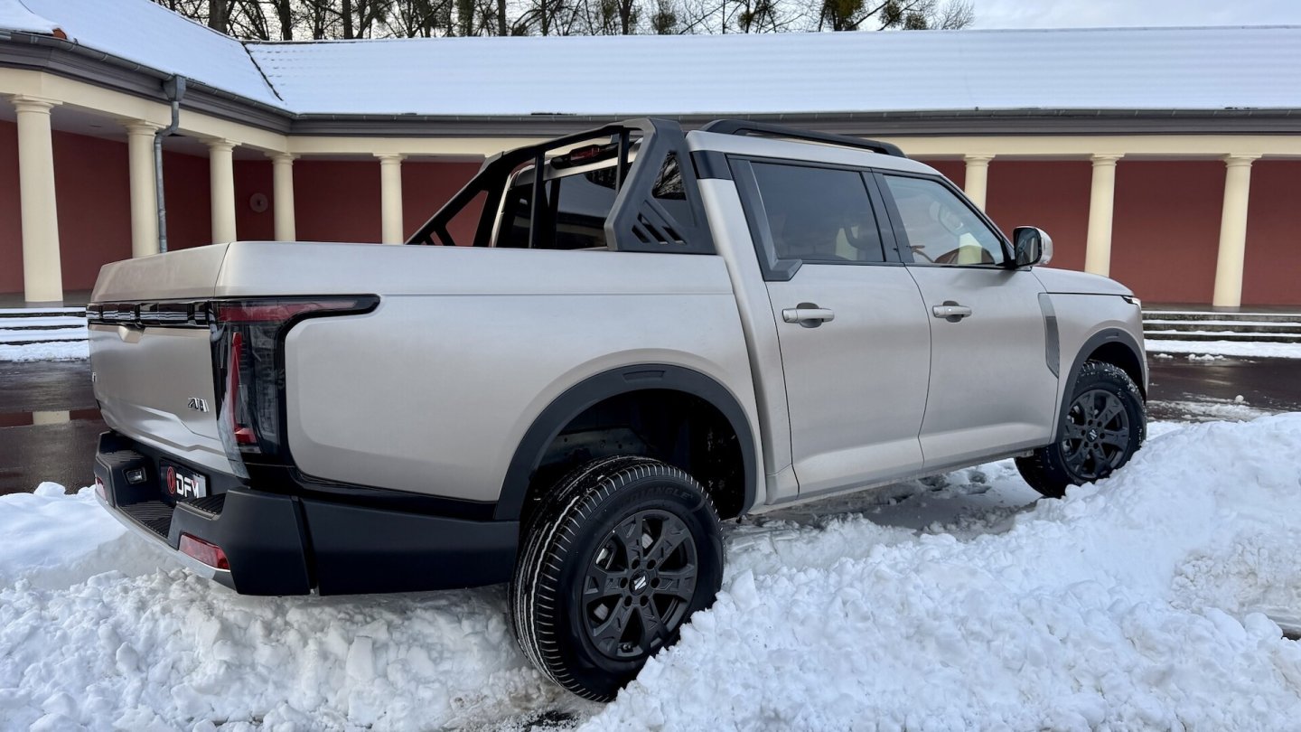 Der Pick-up aus China kostet bei uns 39.995 Euro.