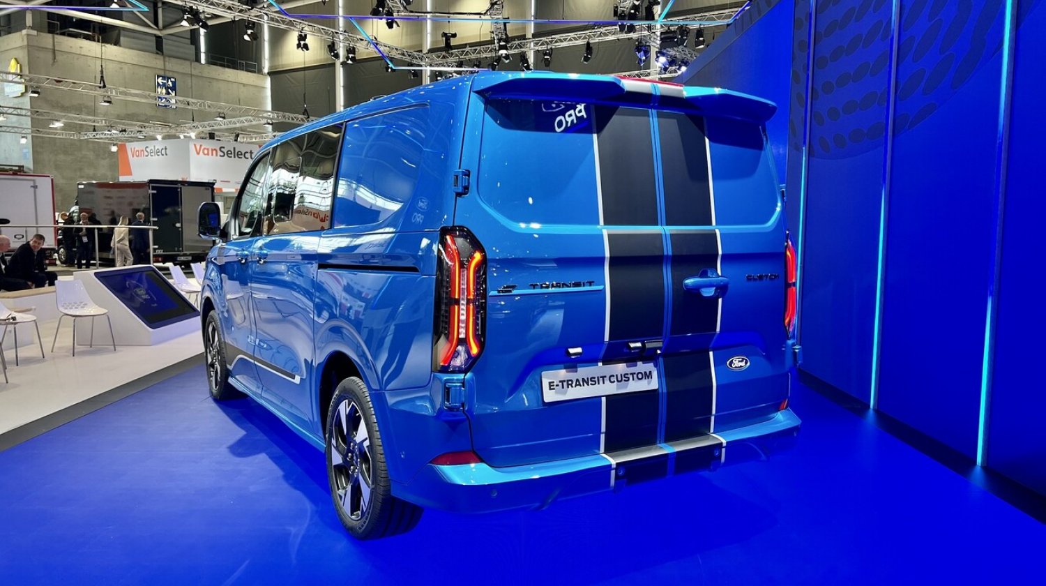 Ford E-Transit Custom 2023: Neuer Transporter kommt auch als VW