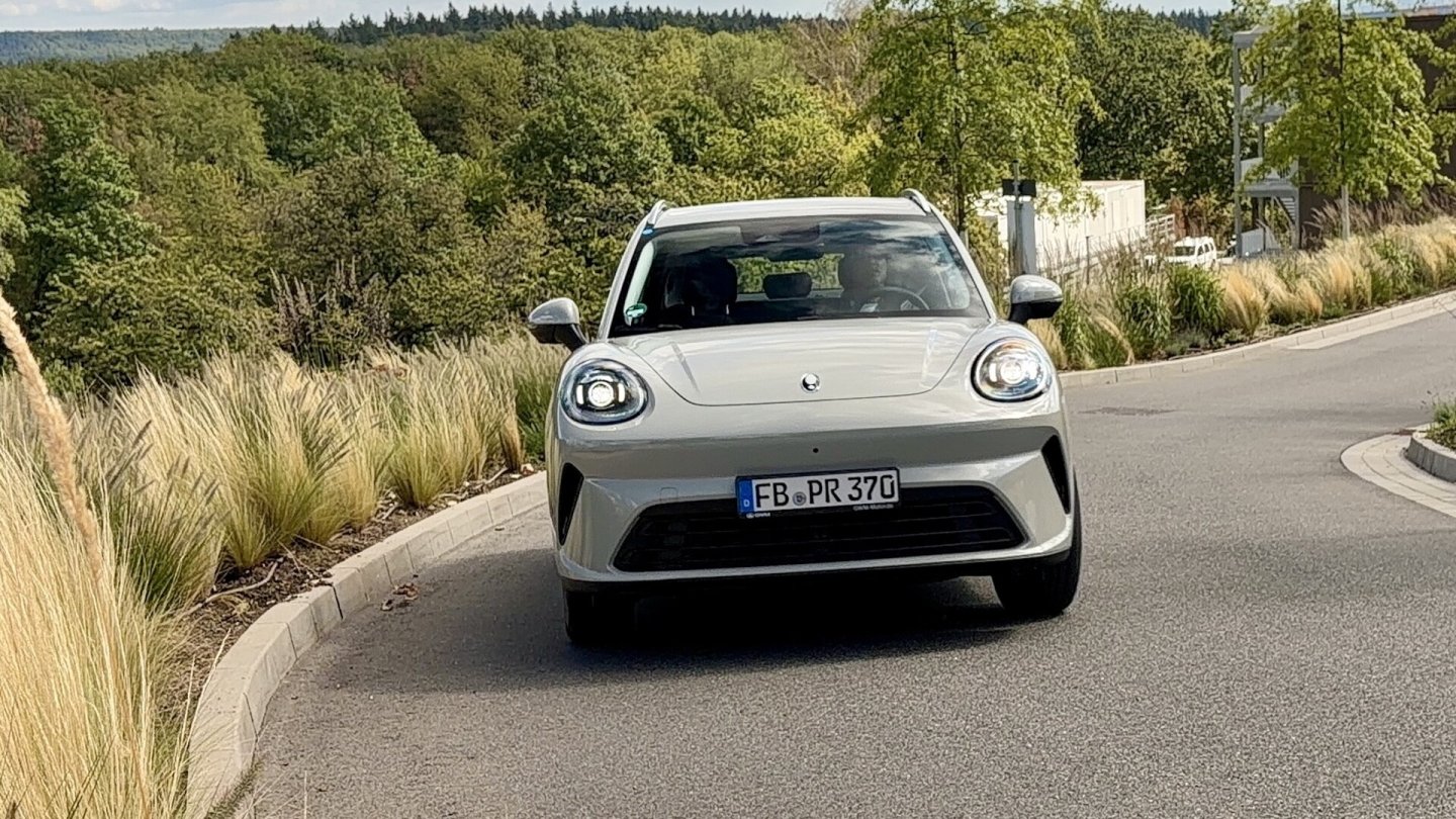 Der elektrifizierte Ora 5 hat eine Systemleistung von 223 PS.