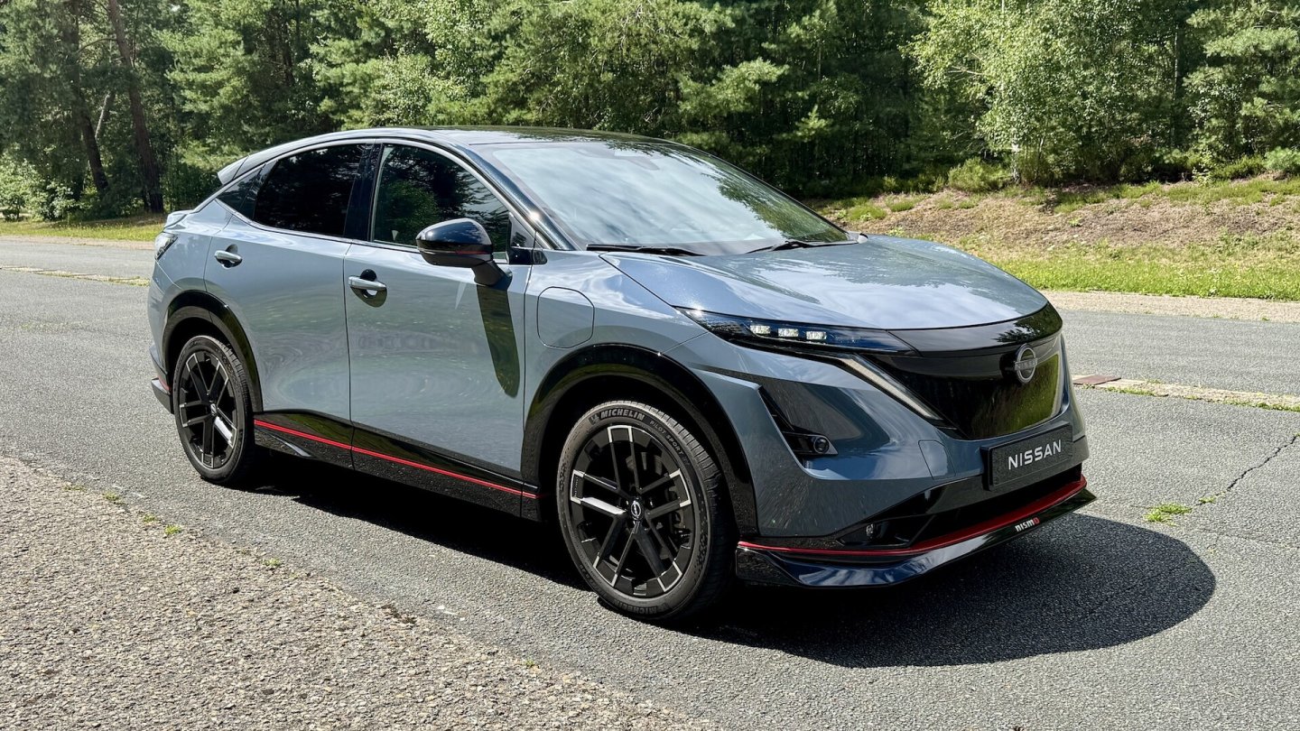 Der elektrische Nissan Ariya Nismo kostet stolze 63.990 Euro. Der elektrische Nissan Ariya Nismo kostet stolze 63.990 Euro.