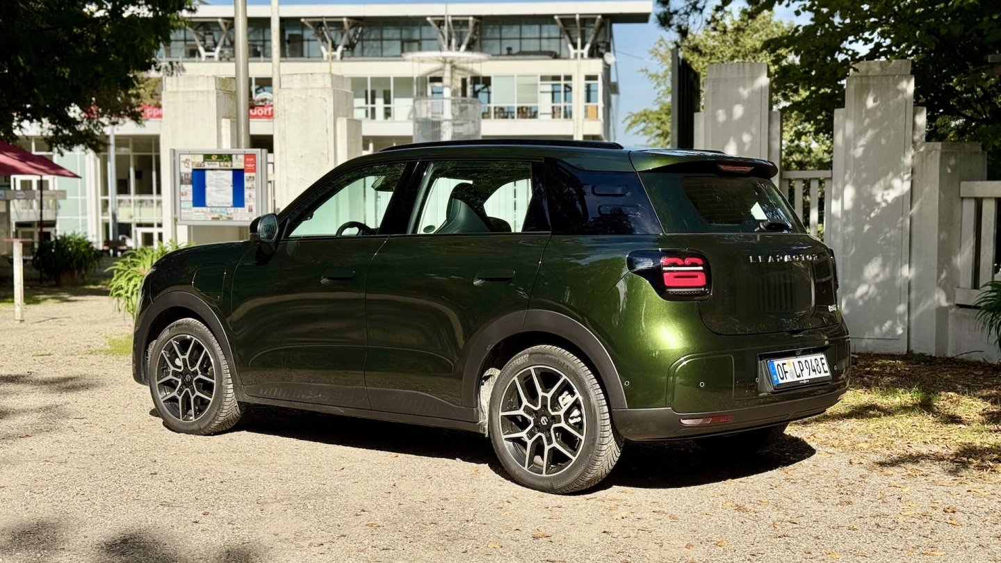 Das Grünmetallic kostet 650 Euro Aufpreis.