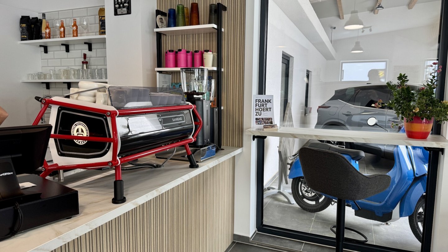 Auch die teure Kaffee-Maschine ist ein echter Racer.
