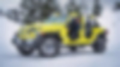 Jeep Wrangler 4xe Offroad Schnee Winter 2023 2024