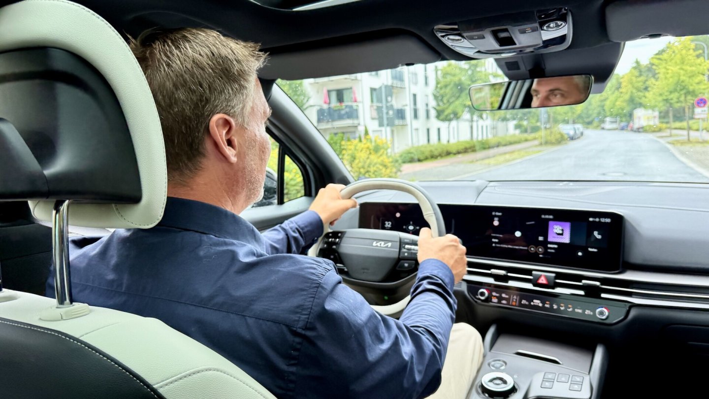 Für den ersten Fahrbericht schnappteen wir uns den 180 PS starken Allrad-Benziner. Für den ersten Fahrbericht schnappteen wir uns den 180 PS starken Allrad-Benziner.