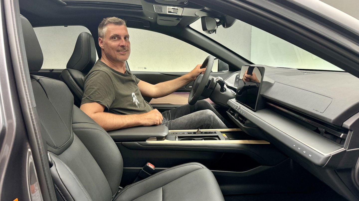 Viel Platz und hochwertiges Ambiente, schon im Vorserienauto. Viel Platz und hochwertiges Ambiente, schon im Vorserienauto.