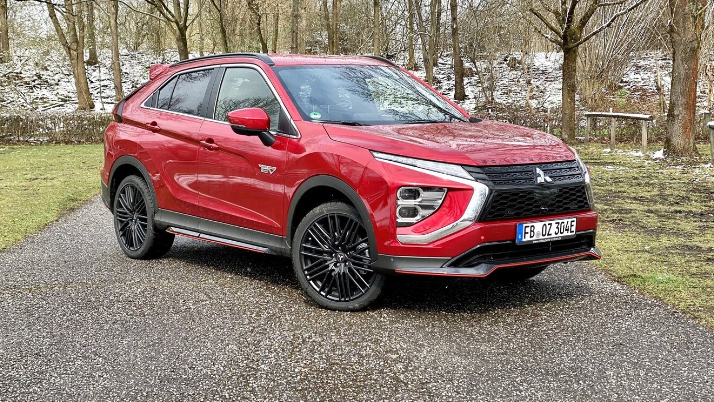 Mitsubishi Eclipse Cross PHEV (2021)