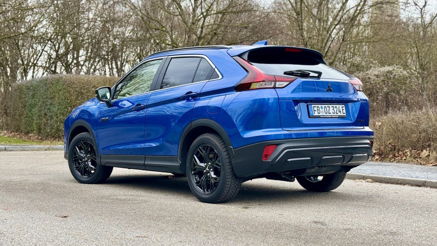 Der kürzlich eingestellte Mitsubishi Eclipse Cross war ein Plug-in Hybrid, der neue fährt vollelektrisch. Der kürzlich eingestellte Mitsubishi Eclipse Cross war ein Plug-in Hybrid, der neue fährt vollelektrisch.