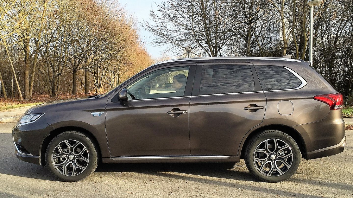 Mitsubishi Plug-In Hybrid Outlander