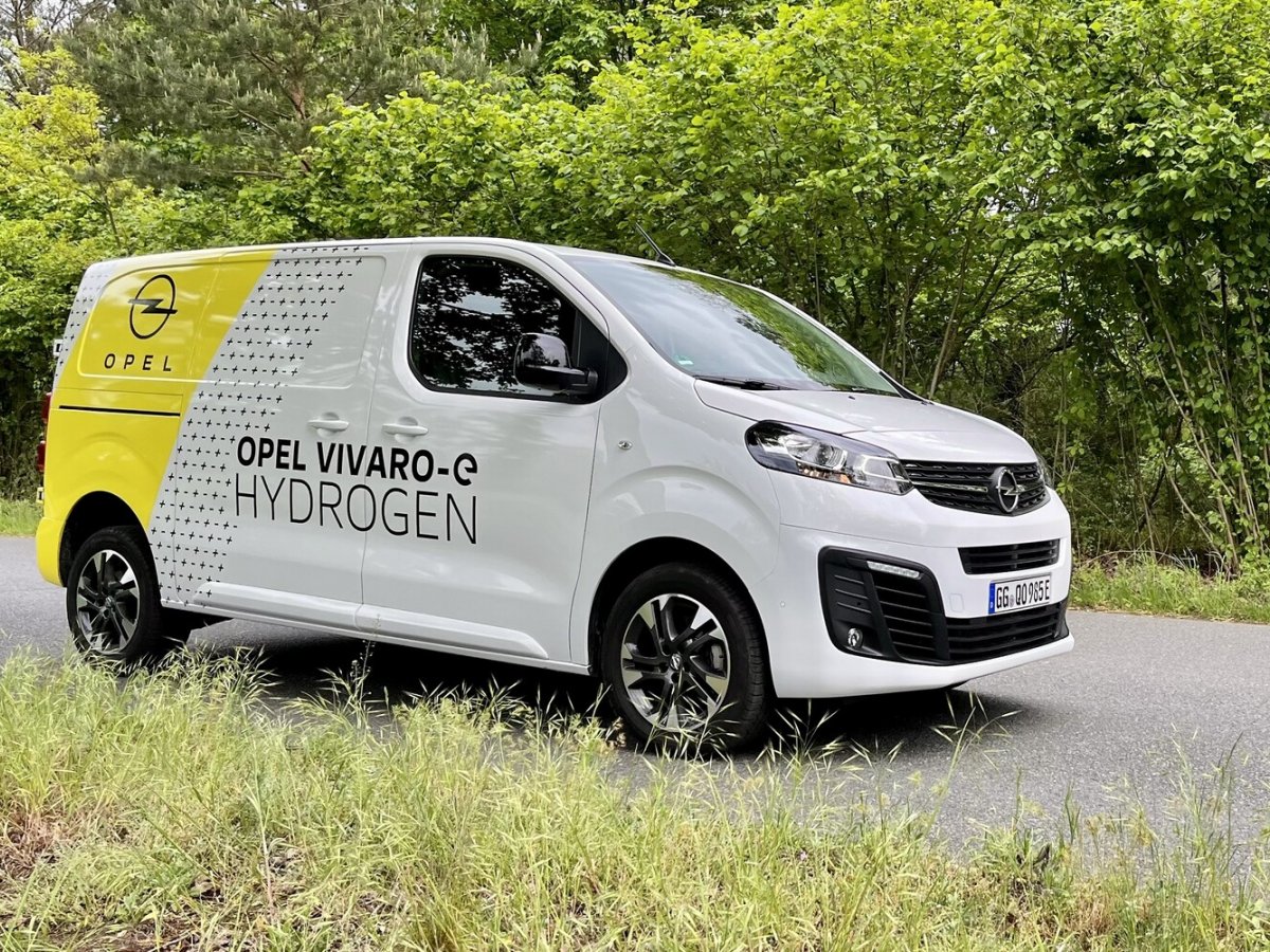 Fahrbericht: So fährt der neue Opel Vivaro Kastenwagen - AUTO BILD
