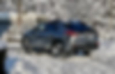 Subaru Solterra Elektroauto Toyota bZ4X Test Laden Reichweite Winter Video Review