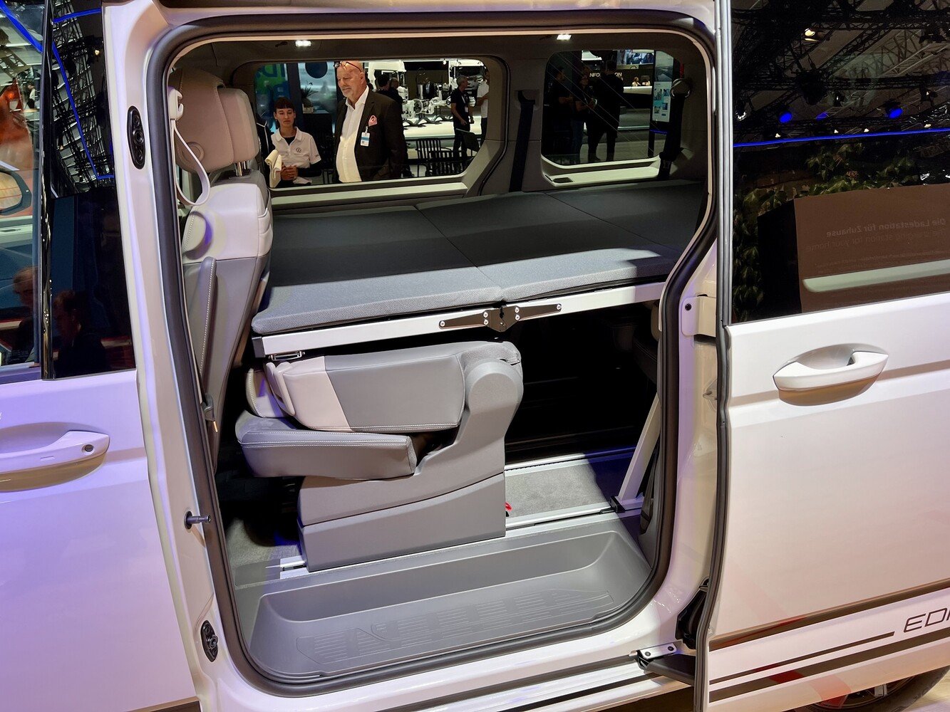 VW Multivan Edition: Ein kleiner California mit dem Gute Nacht-Paket?  Check, Review