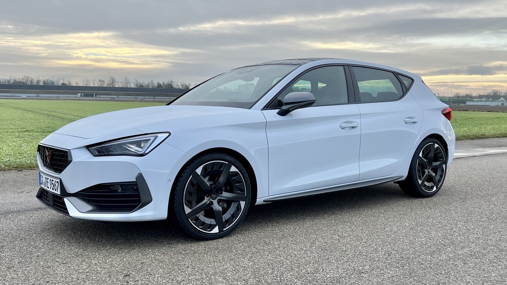 Seat Leon Cupra Weiss